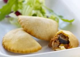 recipe image Tonijn-, tomaat- en olijvenpakketjes