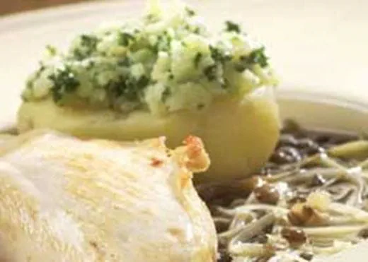 recipe image Hoevekip met linzen en Comté-aardappel