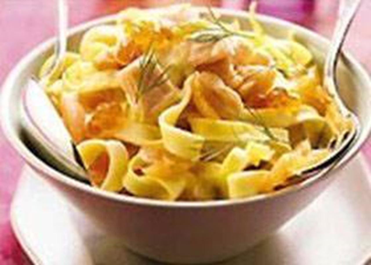 recipe image Tagliatelle met zalm en roomsaus