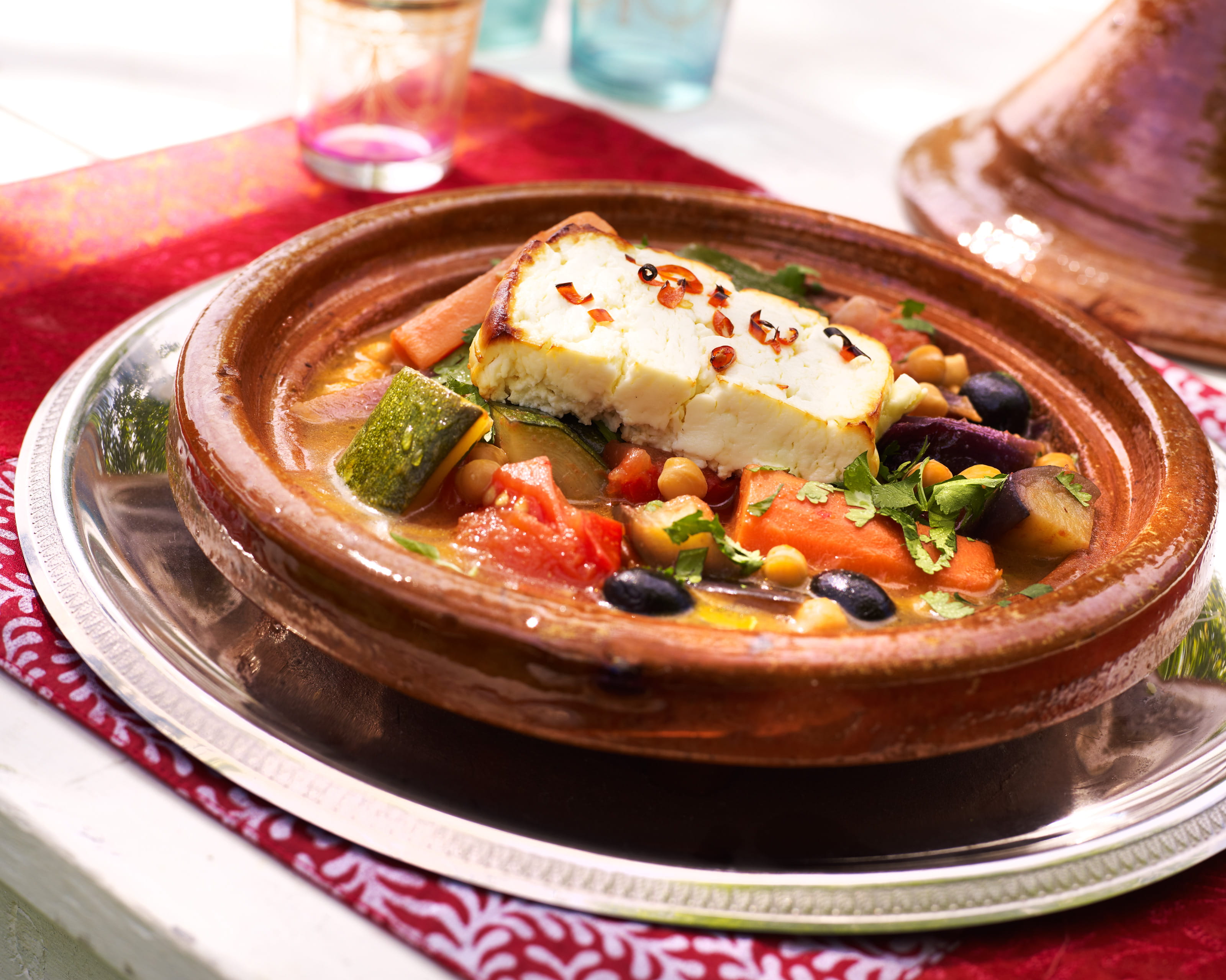 recipe image Vegetarische tajine met gegrilde feta