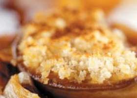 recipe image Gebakken ganzenlever in een korstje van broodkruim en sjalot & gekonfijte witlof