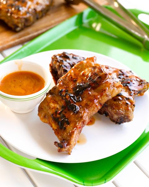 recipe image Spareribs met honing-rumglazuur