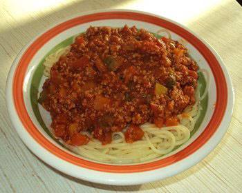 recipe image Makkelijke spaghettisaus met gehakt en paprika