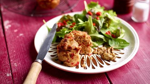 recipe image Gehakt muffins met rode paprika en gedroogde tomaat