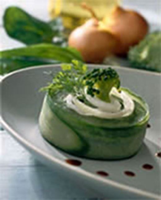 recipe image Broccoli en bladspinaziemousse met sjalot en sherryazijn