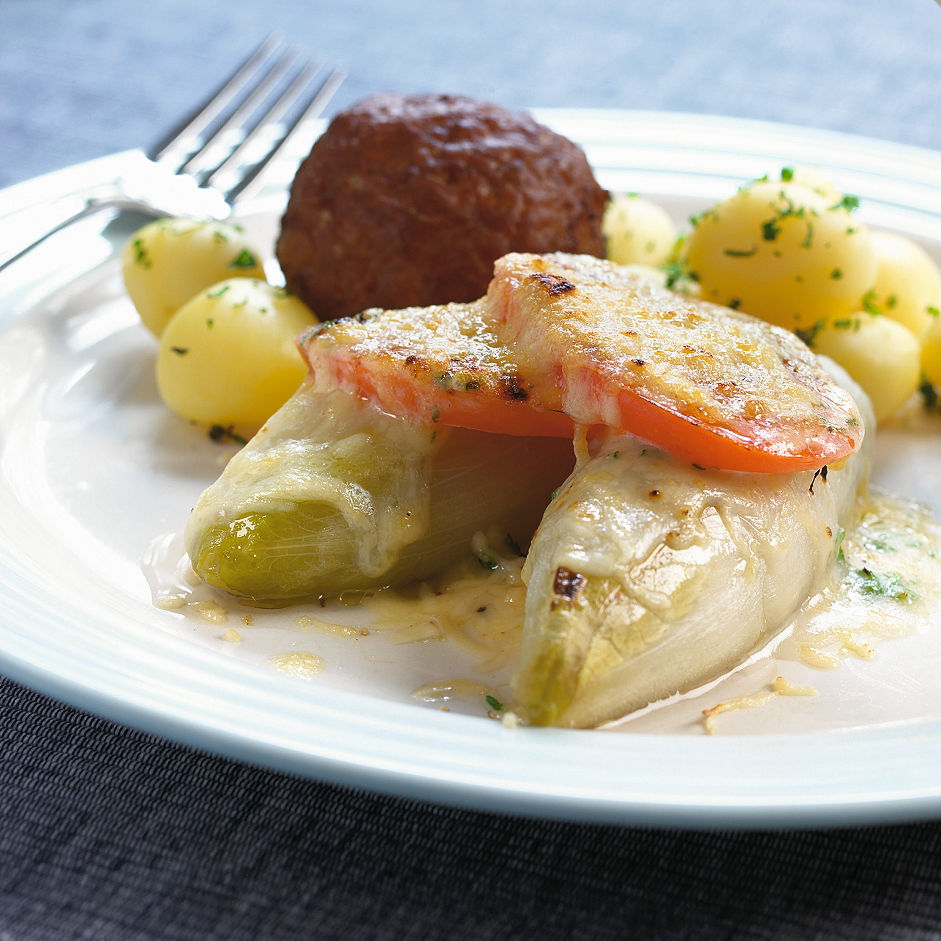 recipe image Witlof met kaassaus