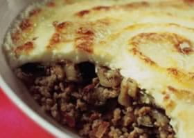 recipe image Hartverwarmende ovenschotel Moussaka met ricotta en oregano