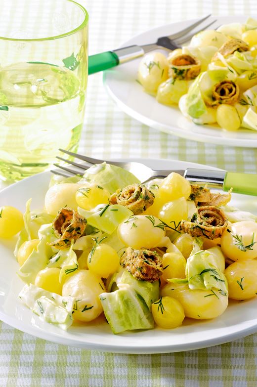 recipe image Salade met krielaardappeltjes en omeletreepjes