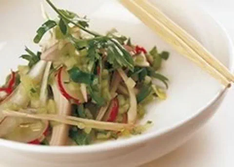 recipe image Pikante Thaise sla met biervinaigrette