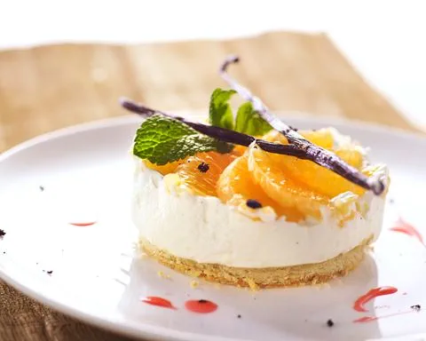 recipe image Bretoense koekjes met vanilleslagroom en clementines