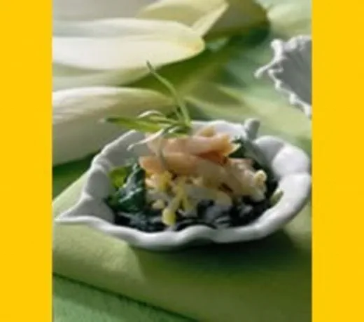 recipe image Millefeuile  met kippenwit, bladspinazie, witloofmimosa en kippenjus