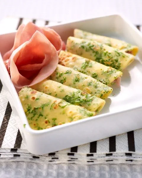 recipe image Ravioli van kruidenpannenkoek en mousse van beenham