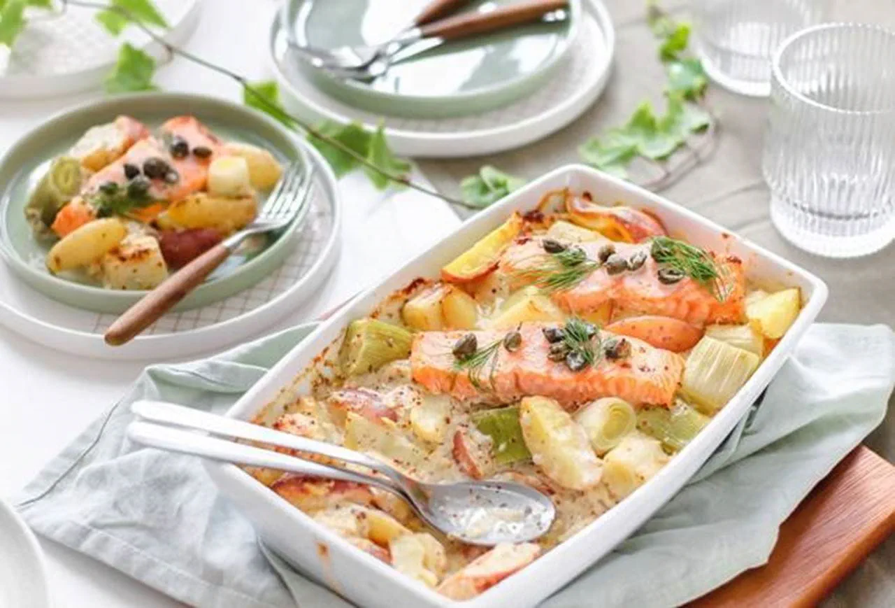 recipe image Saumon, poireaux et pommes de terre au four