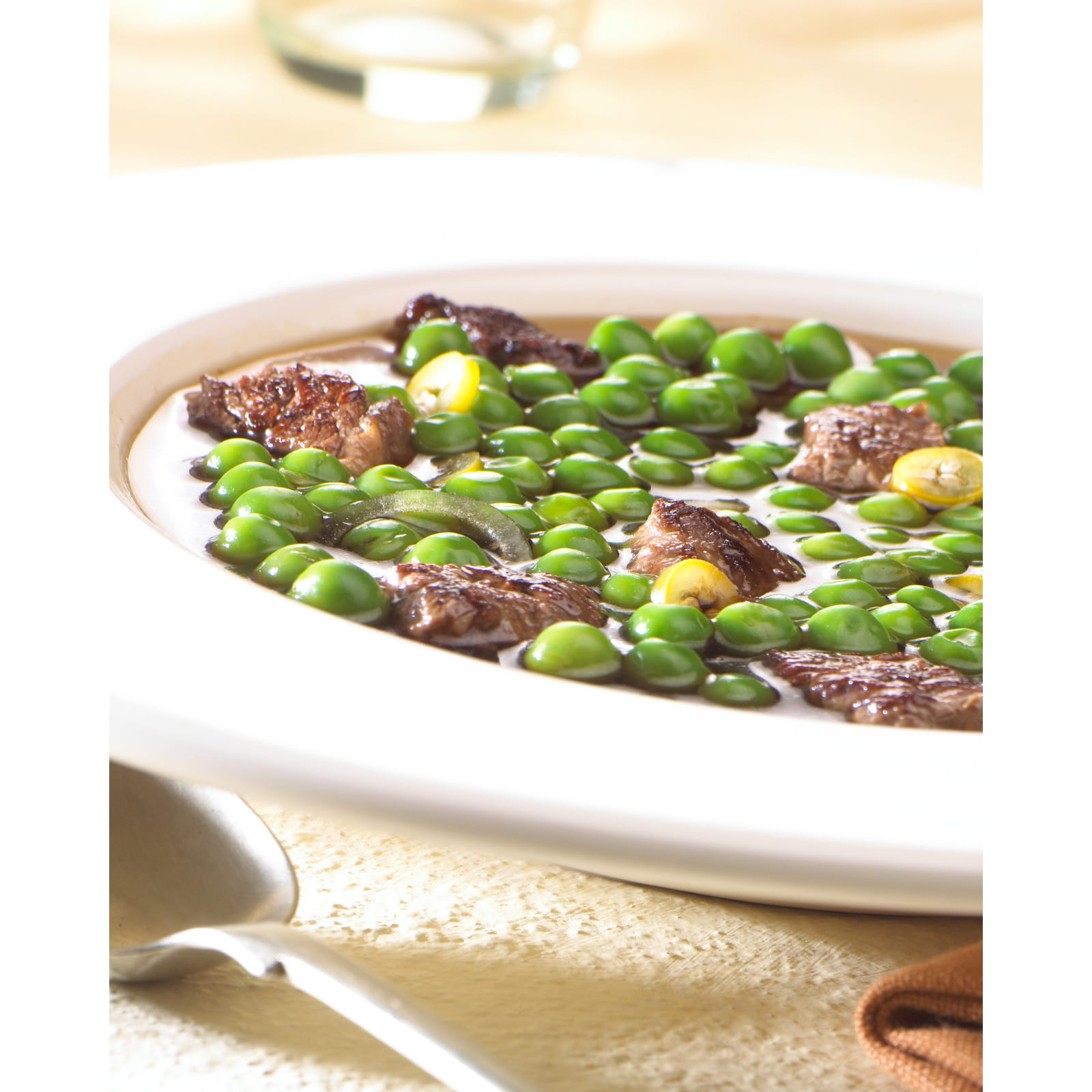 recipe image Runderbouillon met doperwten en chili