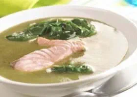 recipe image Gestoofde zalm met spinazie en zure room