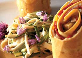 recipe image Krokantje van griet en kalfstong met een slaatje van asperges en Gentse mosterd