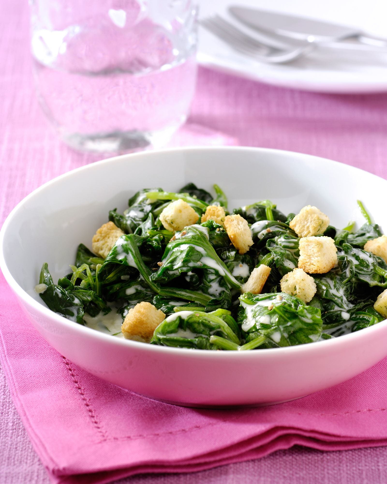 recipe image Romige spinazie met croutons