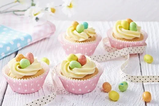 recipe image Cupcakes met vogelnestjes uit botercrème